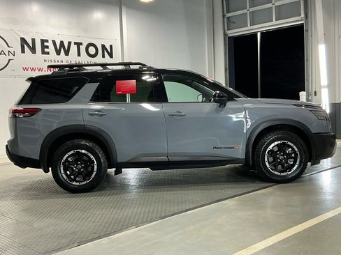 Used 2024 Nissan Pathfinder Rock Creek image 24