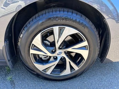 Used 2025 Subaru Legacy Premium AWD/4WD image 30