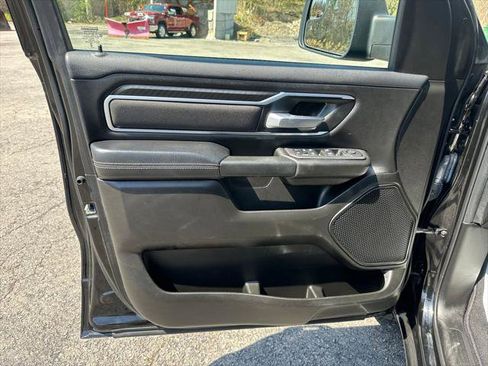 Certified 2025 RAM 1500 Big Horn AWD/4WD image 19
