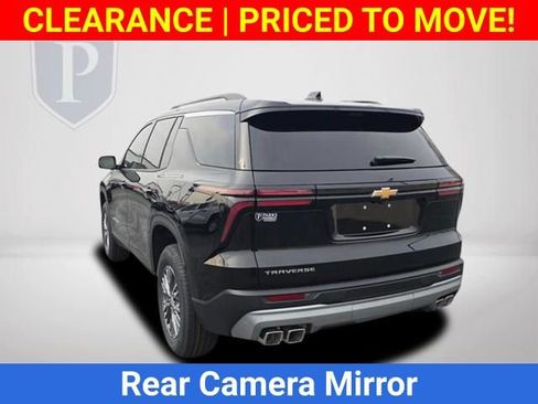 New 2026 Chevrolet Traverse LT w/ Driver Confidence Package FWD image 8