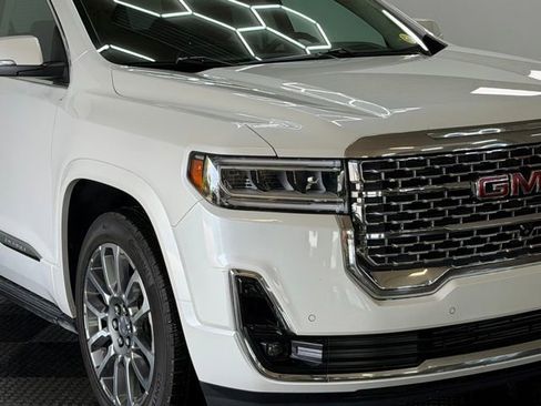 Used 2021 GMC Acadia Denali w/ Denali Ultimate Package AWD/4WD image 4