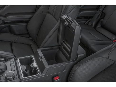 Used 2026 Toyota 4Runner Limited AWD/4WD image 9