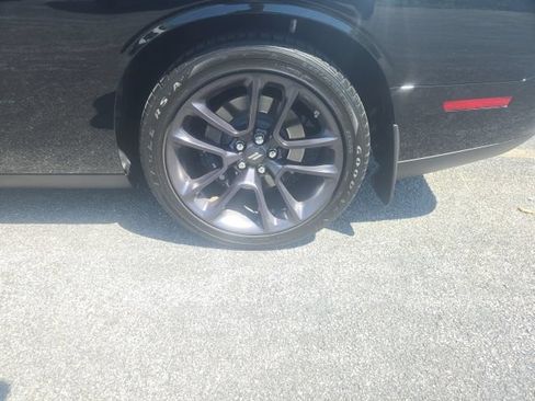Used 2022 Dodge Challenger R/T Scat Pack w/ Plus Package RWD image 6