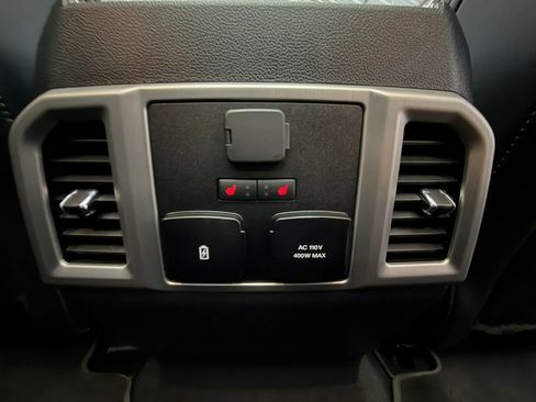 Used 2022 Ford F350 Platinum AWD/4WD image 20