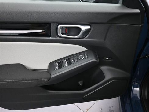 New 2026 Honda Civic Sport image 25