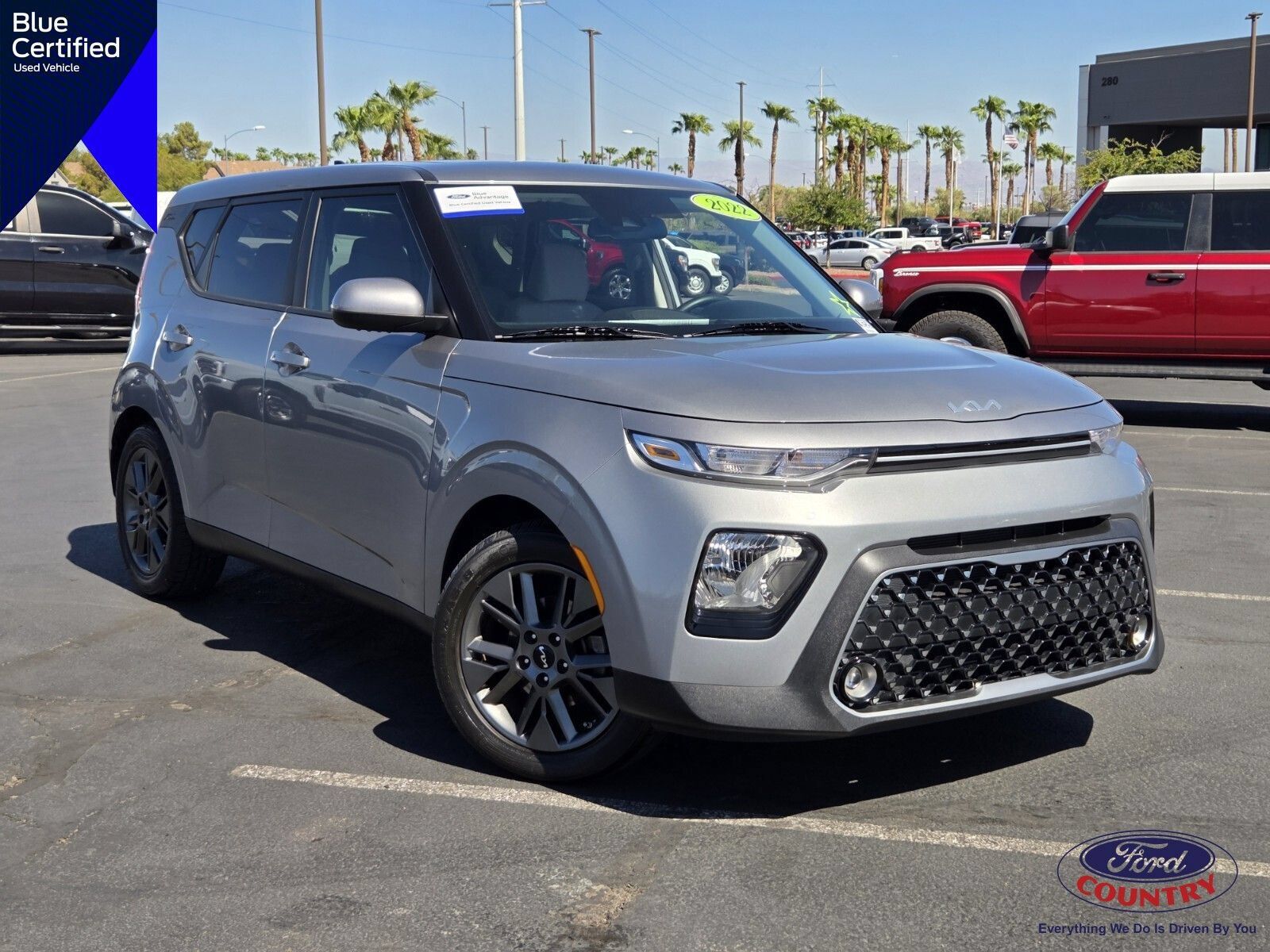 Used 2022 Kia Soul EX FWD image 1