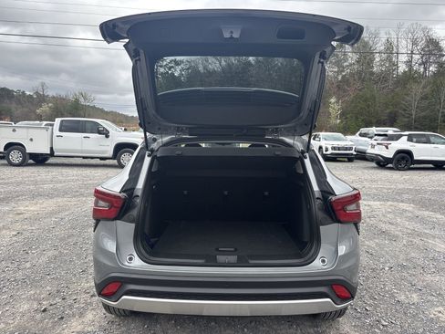 New 2026 Chevrolet Trax LT w/ Driver Confidence Package image 25