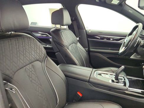 Used 2019 BMW 750i xDrive image 24