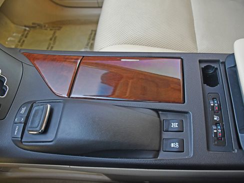 Used 2015 Lexus RX 350 AWD w/ Luxury Package image 24