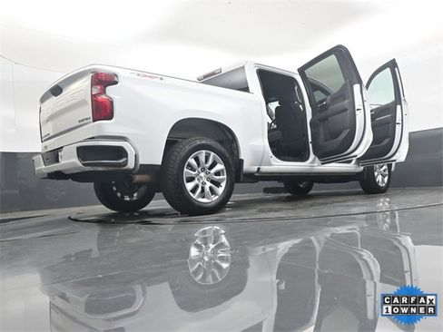Used 2023 Chevrolet Silverado 1500 Custom image 48