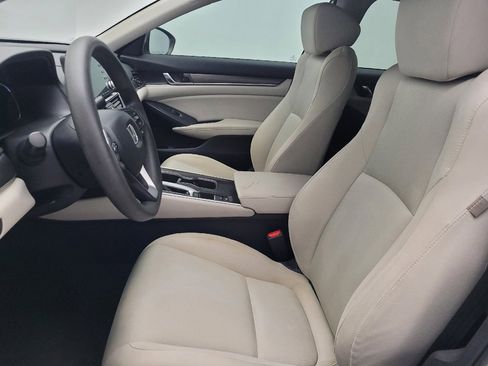 Used 2018 Honda Accord LX image 17