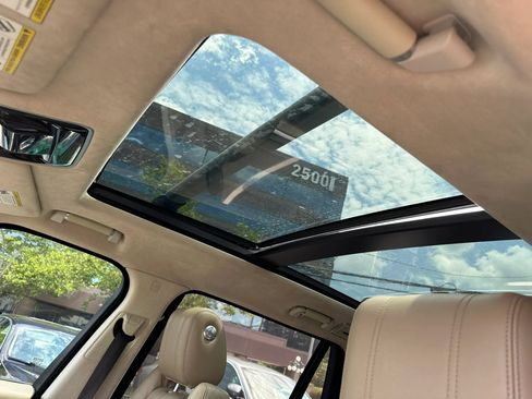 Used 2014 Land Rover Range Rover Long Wheelbase Supercharged AWD/4WD image 27