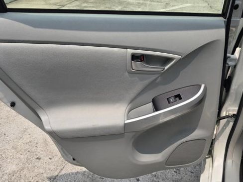 Used 2012 Toyota Prius Three FWD image 32