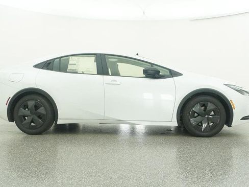 New 2026 Toyota Prius Plug-In Hybrid image 27