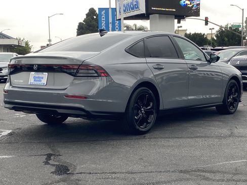 Used 2025 Honda Accord SE image 6