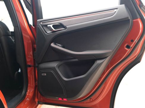 Used 2022 Porsche Macan GTS image 39