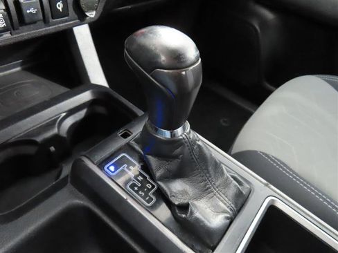 Used 2021 Toyota Tacoma TRD Off-Road image 26