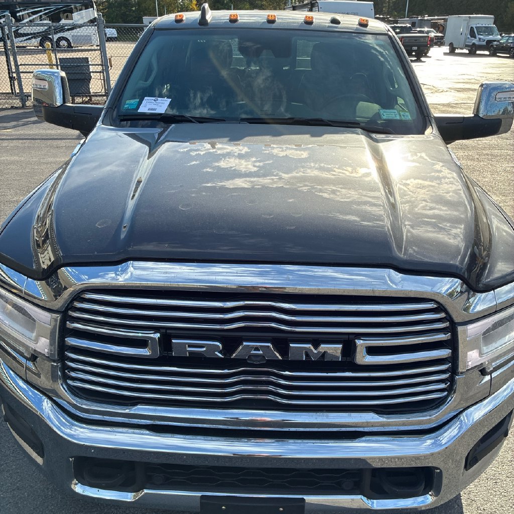 Used 2024 RAM 3500 Laramie w/ Safety Group AWD/4WD image 3