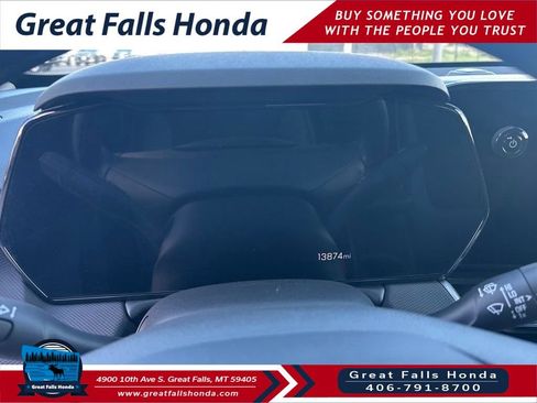 Used 2025 Chevrolet TrailBlazer LT AWD/4WD image 15