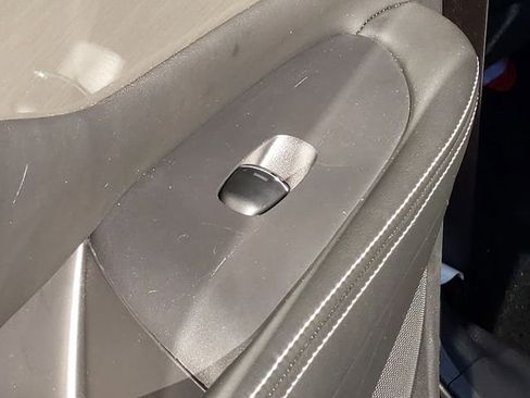 Used 2018 Nissan Murano SL w/ Moonroof Package image 30