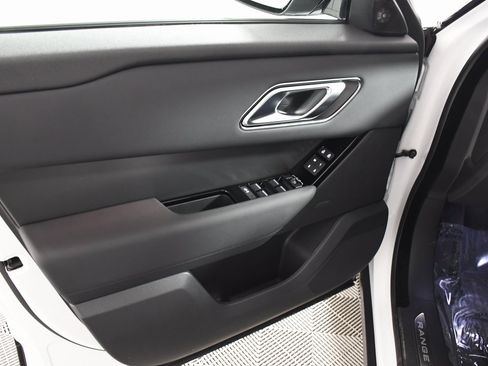 New 2026 Land Rover Range Rover Velar S image 14