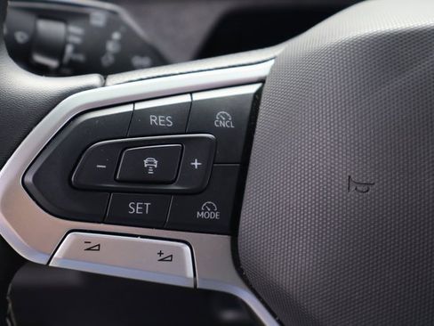 Certified 2025 Volkswagen Tiguan S image 21