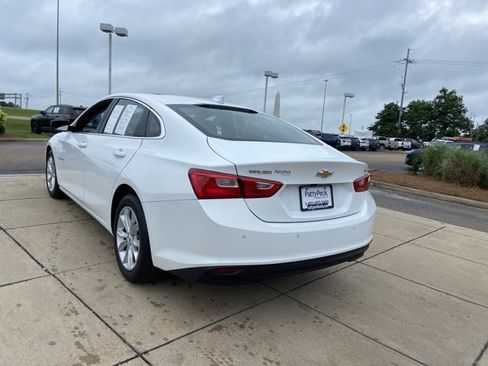 Used 2024 Chevrolet Malibu LT FWD image 9