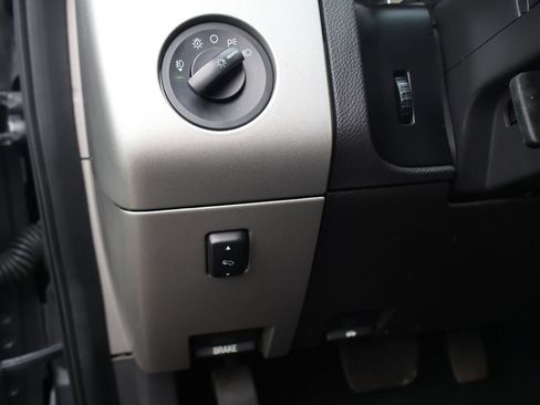 Used 2012 Ford Expedition Limited image 21