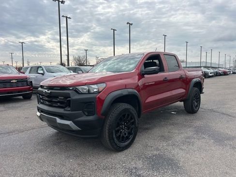 Used 2024 Chevrolet Colorado Trail Boss image 7