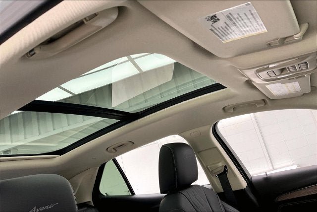 Certified 2023 Buick Envision Avenir AWD/4WD image 13
