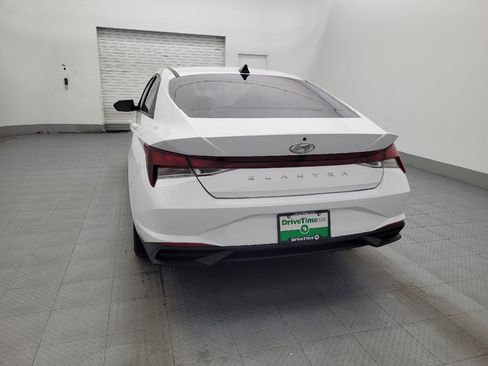 Used 2021 Hyundai Elantra SEL FWD image 6
