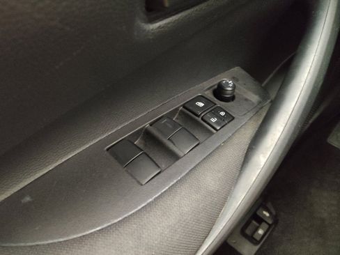 Used 2024 Toyota Corolla LE FWD image 27