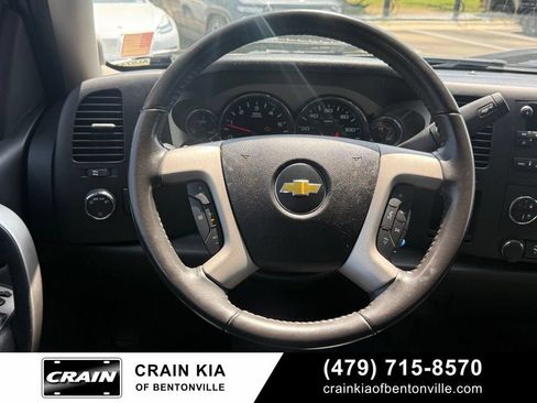 Used 2011 Chevrolet Silverado 1500 LT w/ Texas Edition RWD image 12