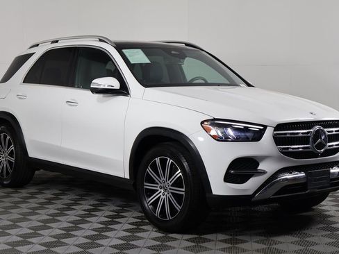 Used 2024 Mercedes-Benz GLE 350 4MATIC image 3