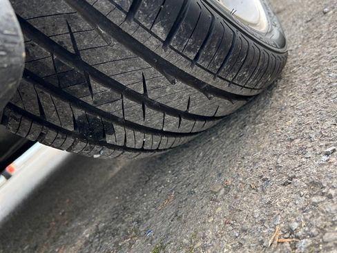 Used 2011 Chevrolet Malibu LS image 21