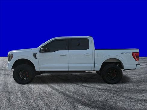 Certified 2022 Ford F150 XLT w/ Equipment Group 302A High image 7