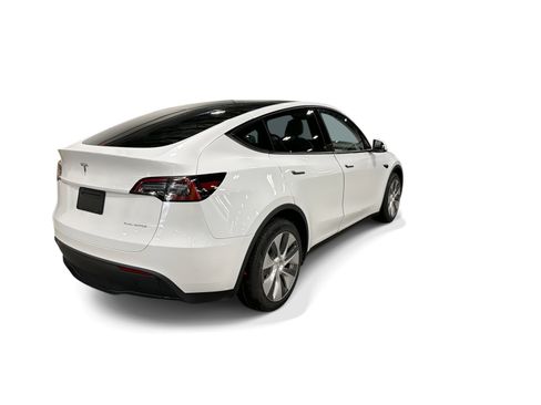 Certified 2023 Tesla Model Y AWD image 12