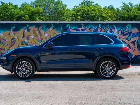 Used 2014 Porsche Cayenne AWD/4WD image 9