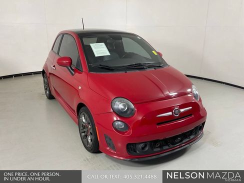 Used 2015 FIAT 500 Turbo w/ Comfort/Convenience Group FWD image 3