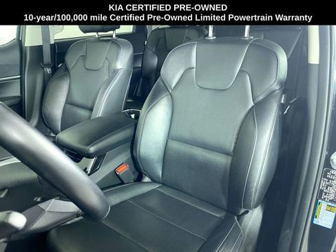 Certified 2023 Kia Telluride S image 17