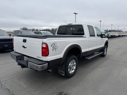Used 2015 Ford F350 Lariat image 3