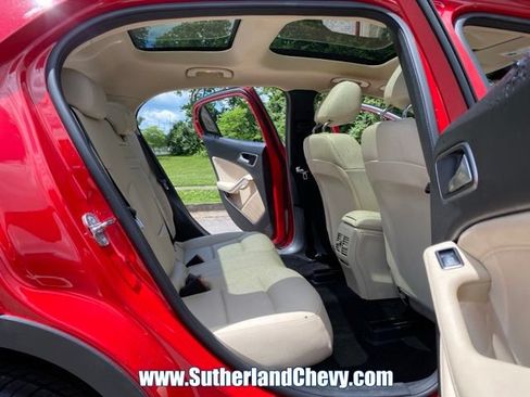 Used 2020 Mercedes-Benz GLA 250 4MATIC image 38