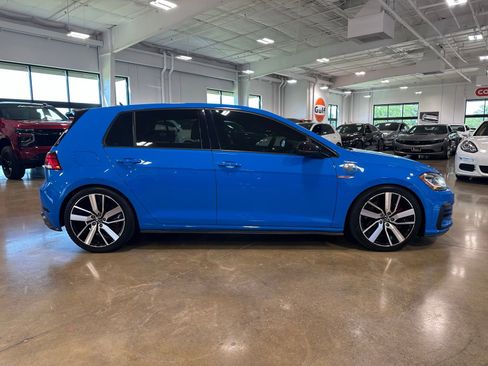 Used 2021 Volkswagen GTI SE FWD image 9