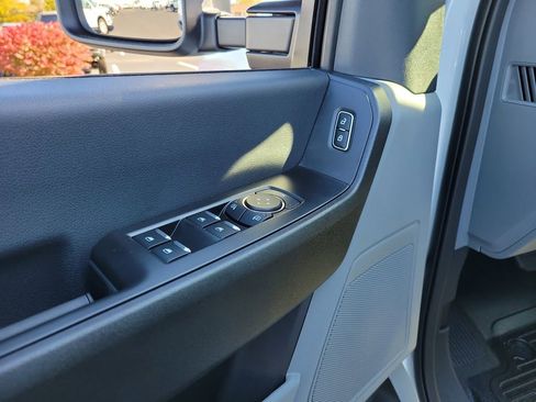 New 2026 Ford F350 XL w/ XL Chrome Package image 21