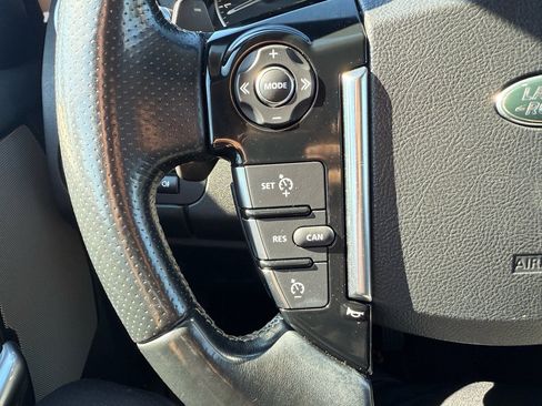 Used 2016 Land Rover LR4 HSE image 35