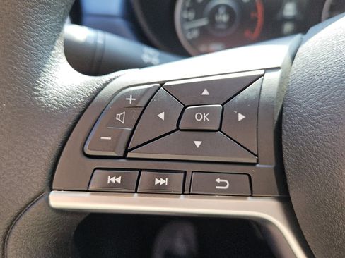 Used 2025 Nissan Versa SV w/ Trunk Package image 12