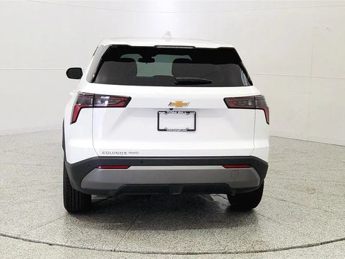 New 2026 Chevrolet Equinox LT AWD/4WD image 6