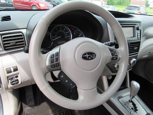 Used 2013 Subaru Forester 2.5X Limited AWD/4WD image 17