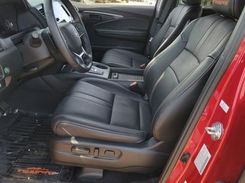 Used 2023 Honda Passport TrailSport image 6