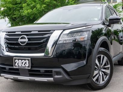 Used 2023 Nissan Pathfinder SL w/ Cargo Package